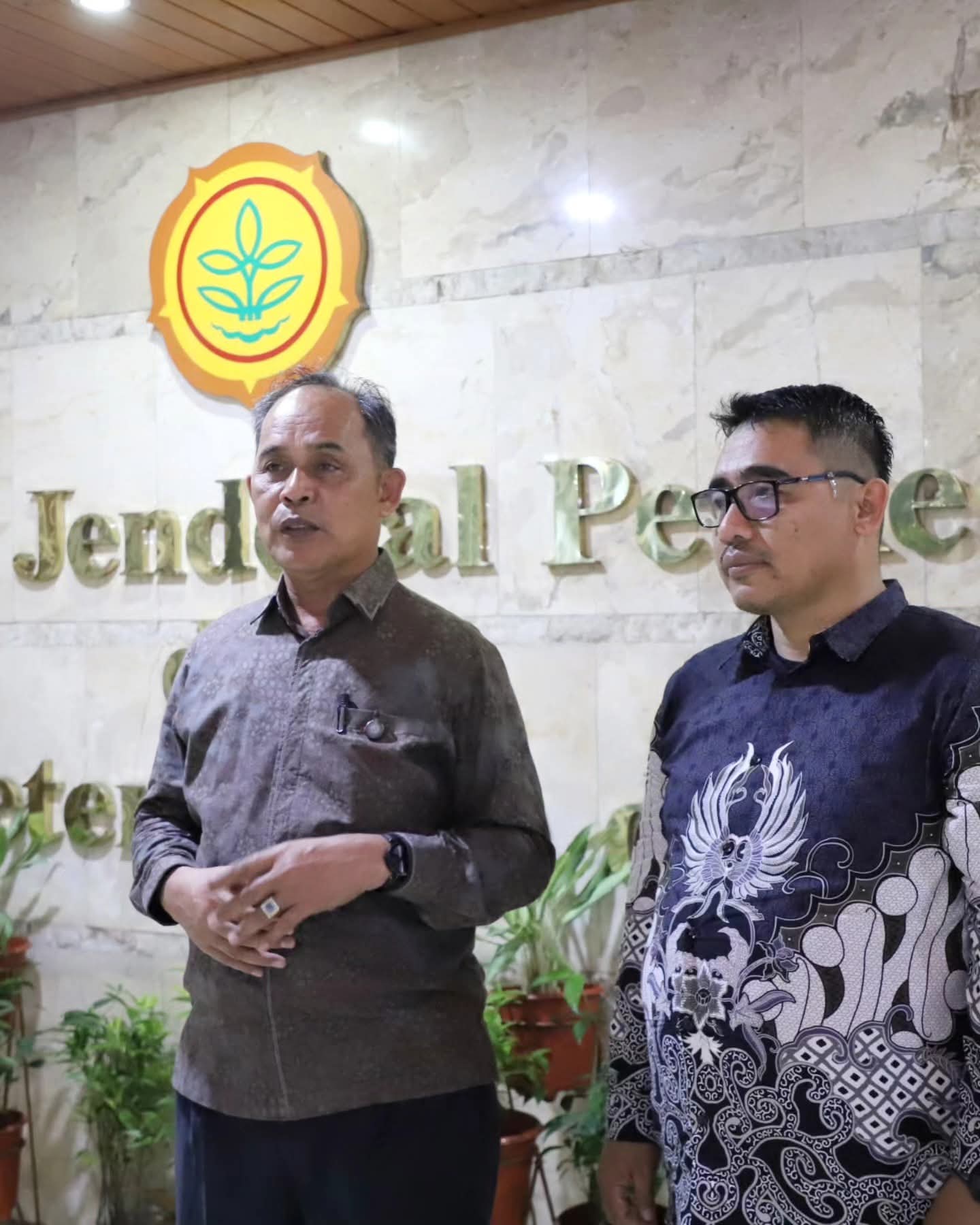 Bupati Inhil H. Herman Pertanyakan Kejelasan Program Hilirisasi Kelapa Pemerintah Pusat