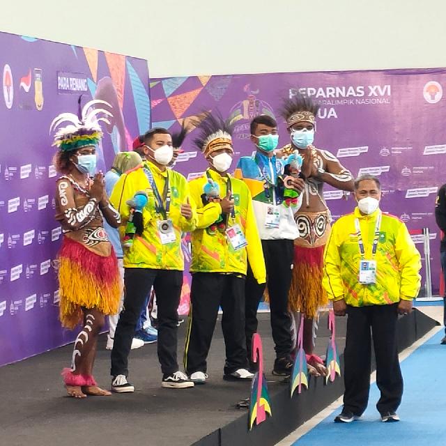 Peparnas XVI Papua, Atlet Renang Asal Inhil Toreh Medali Emas