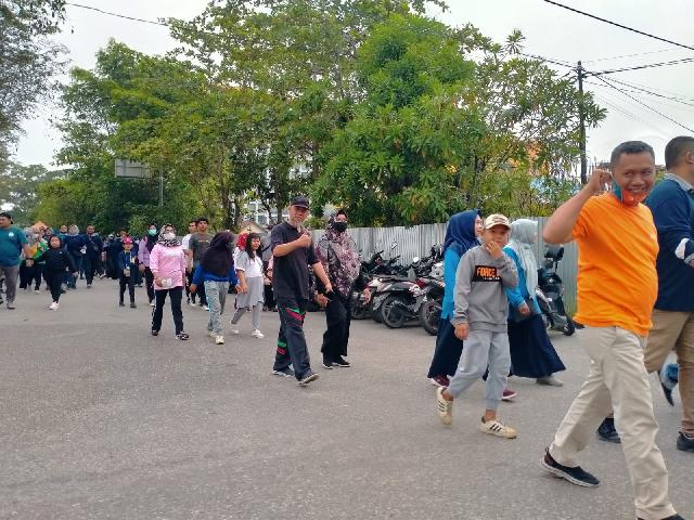 Peringati HKN ke 58, Dinkes Inhil Gelar Jalan Santai