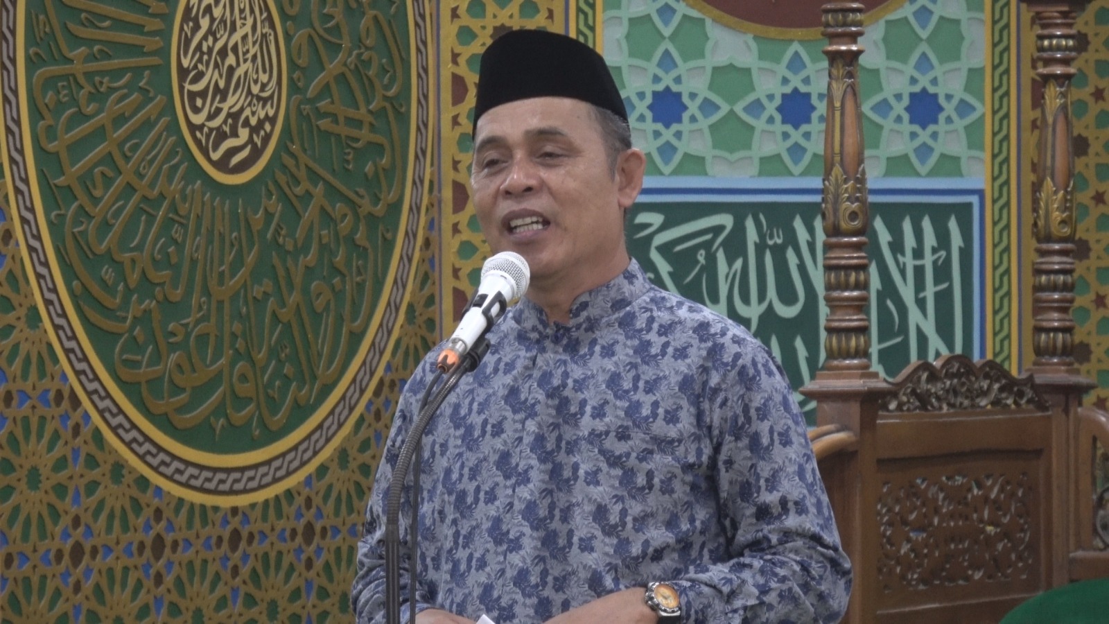 Bupati Herman Lepas 131 Jamaah Umrah PT Bimalyndo Hajar Aswad, Pesankan Jaga Kesehatan dan Doakan Daerah