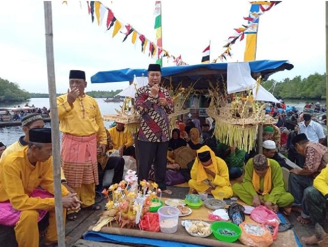 Budaya lokal Masyarakat Desa Dalam Tradisi Semah Kampoeng