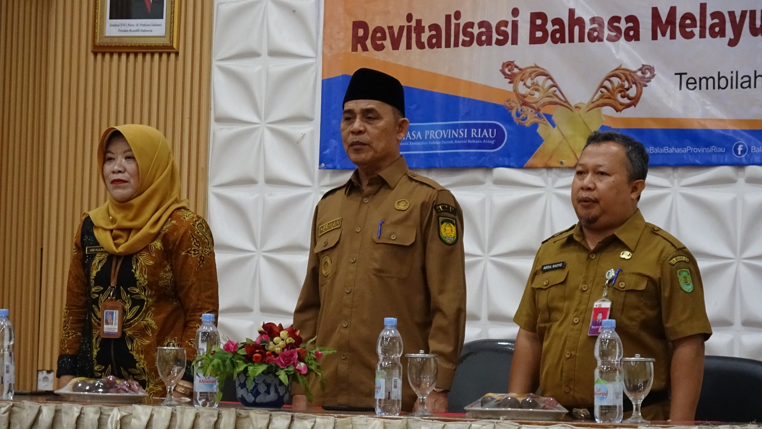 Bupati Iinhil Komidmen Pemkab Jaga Kelestarian Bahasa Melayu Riau